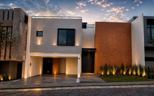Casa nueva en venta lomas de angelopolis puebla recámara planta baja | jardin grande