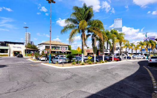 renta Locales Comerciales y oficinas palmas plaza | Atlixcayotl con marcas Ancla