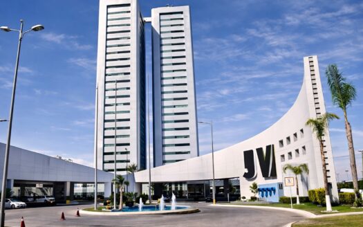 Oficina en Venta en Puebla Torre JV II Atlixcáyotl Piso 20 con Helipuerto y Alta Plusvalía