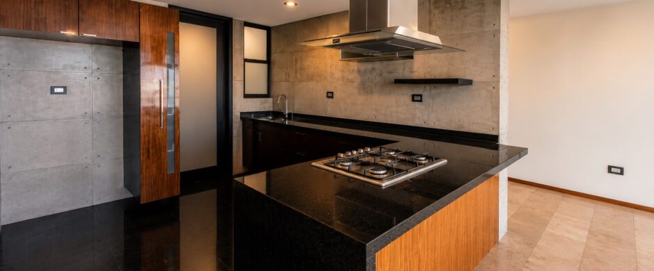 Departamento en Renta en Torre Montage Lomas | 212 m², 3 Suites y Vista a los Volcanes