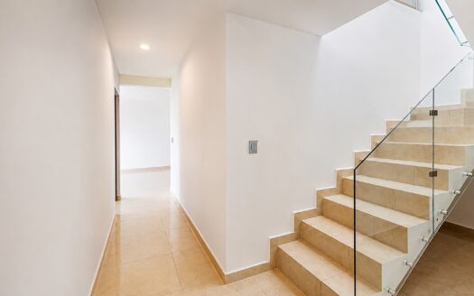 Departamento en Renta en Cumbres Barreal Cholula | 254 m², 2 Niveles y Roof Garden Privado
