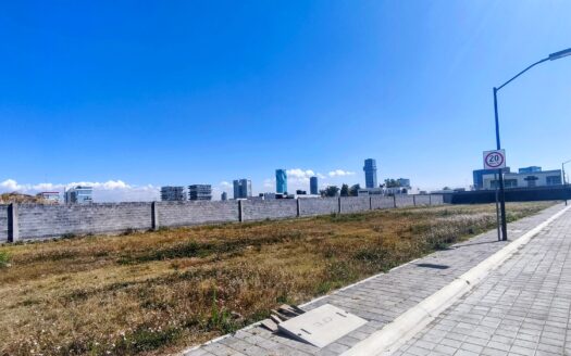 venta Lotes residenciales zona Atlixcayotl | alta plusvalia