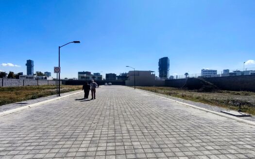 venta Lotes residenciales zona Atlixcayotl | alta plusvalia