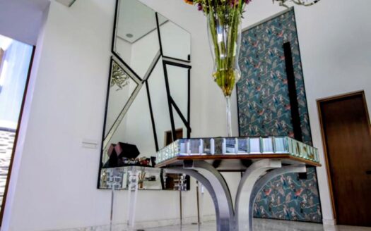 venta casa de lujo Modernista Atlixco Puebla | Propiedad inteligente 4 villas, albercas y energia solar
