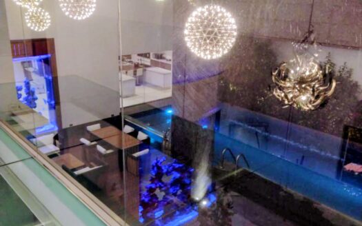 venta casa de lujo Modernista Atlixco Puebla | Propiedad inteligente 4 villas, albercas y energia solar
