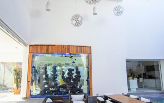 venta casa de lujo Modernista Atlixco Puebla | Propiedad inteligente 4 villas, albercas y energia solar