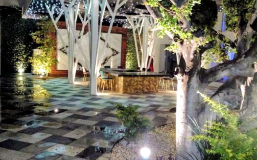 venta casa de lujo Modernista Atlixco Puebla | Propiedad inteligente 4 villas, albercas y energia solar