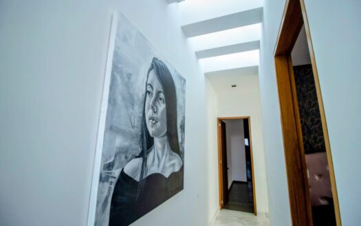 venta casa de lujo Modernista Atlixco Puebla | Propiedad inteligente 4 villas, albercas y energia solar